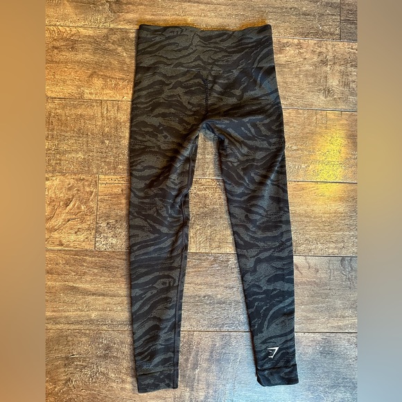 Gymshark Adapt Seamless Black Tiger Leggings Small - Picture 6 of 7
